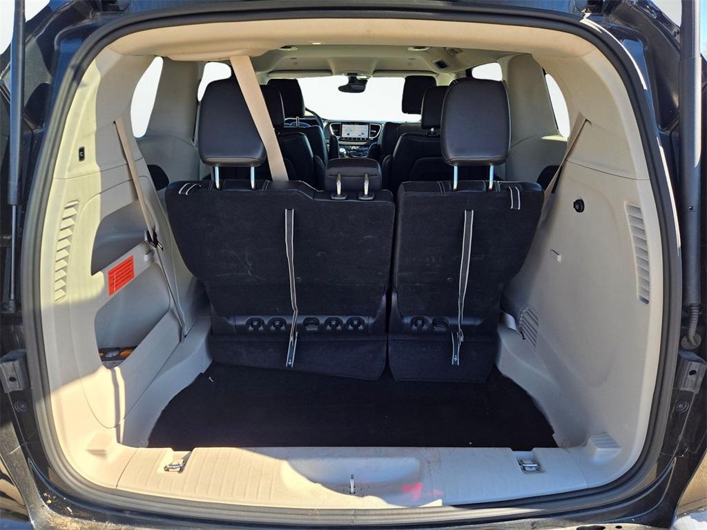 used 2024 Chrysler Pacifica car, priced at $36,809