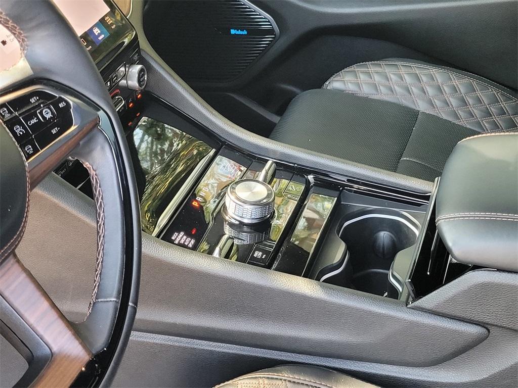 used 2022 Jeep Grand Cherokee car, priced at $49,888