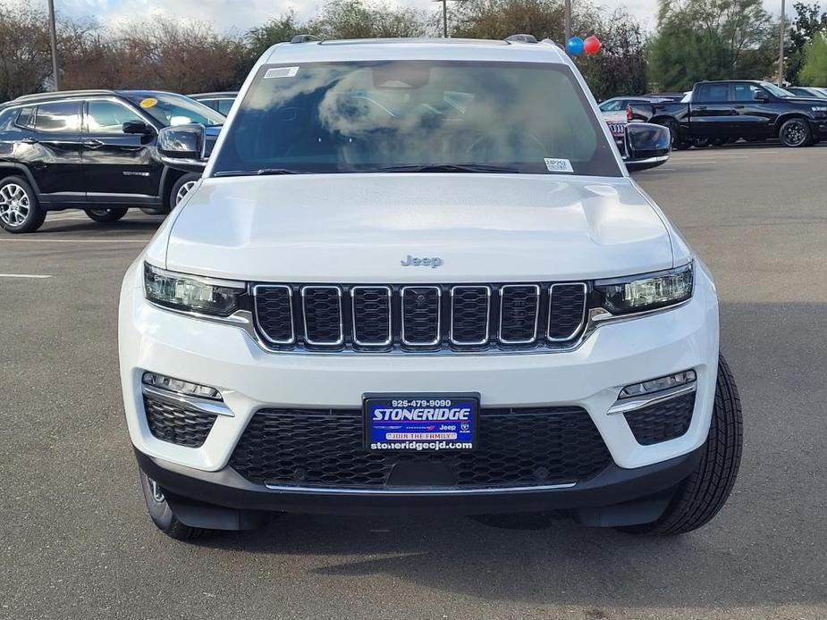 new 2024 Jeep Grand Cherokee car, priced at $49,135