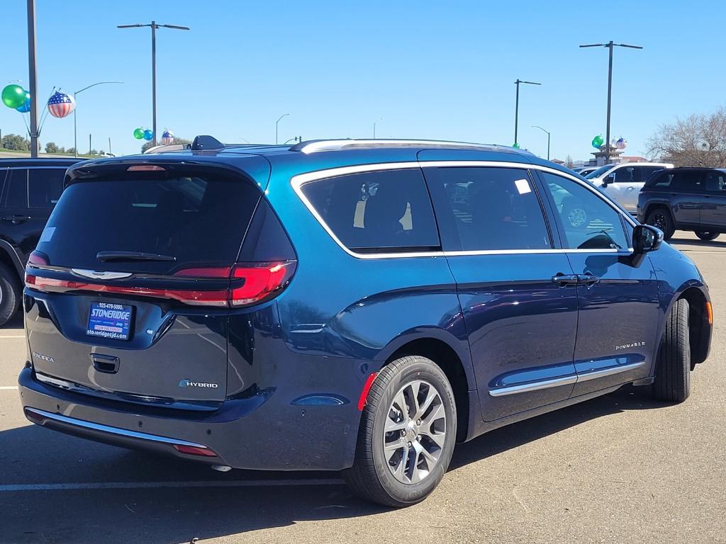 new 2025 Chrysler Pacifica Hybrid car, priced at $54,475