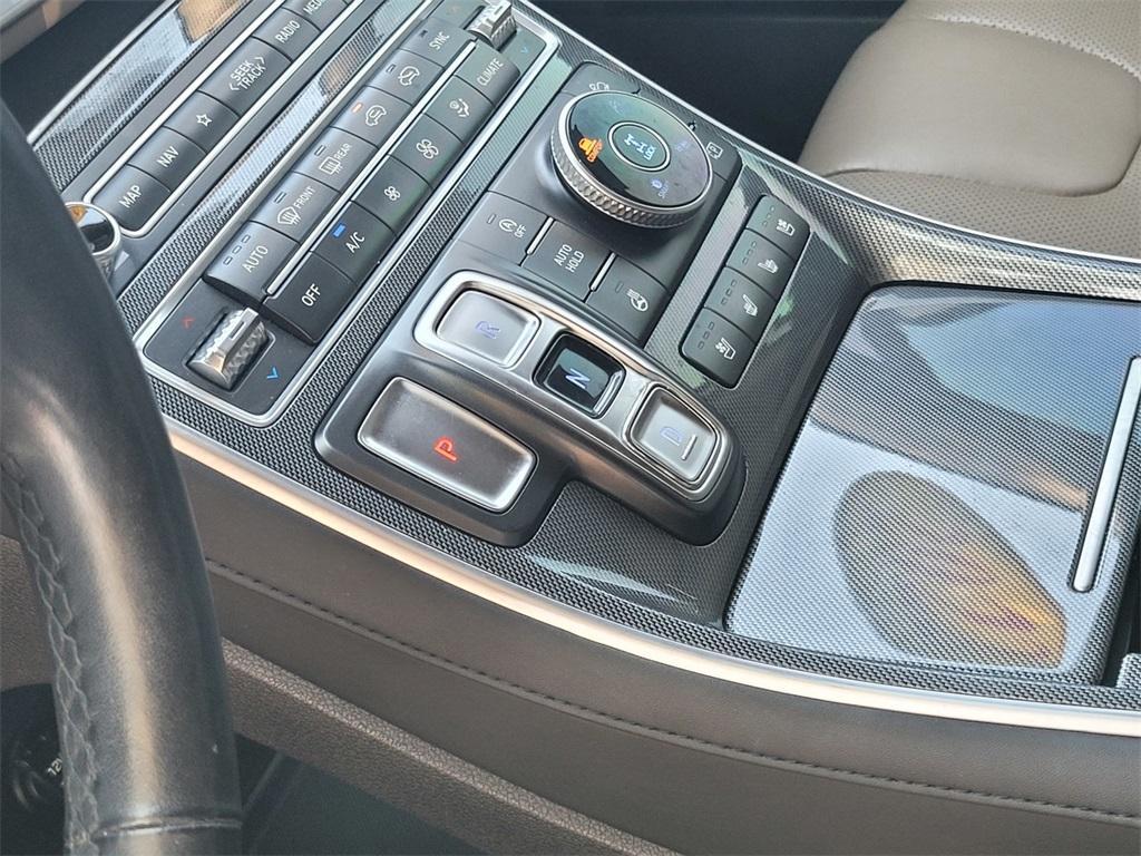 used 2022 Hyundai Santa Fe car, priced at $29,200