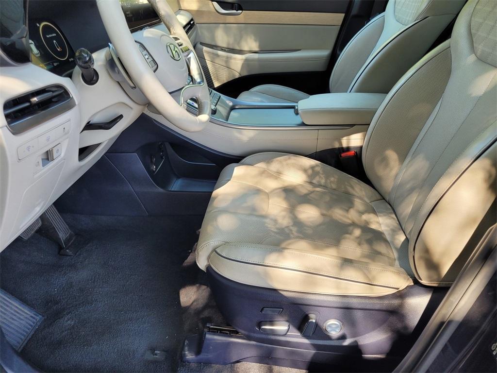 used 2024 Hyundai Palisade car, priced at $39,482
