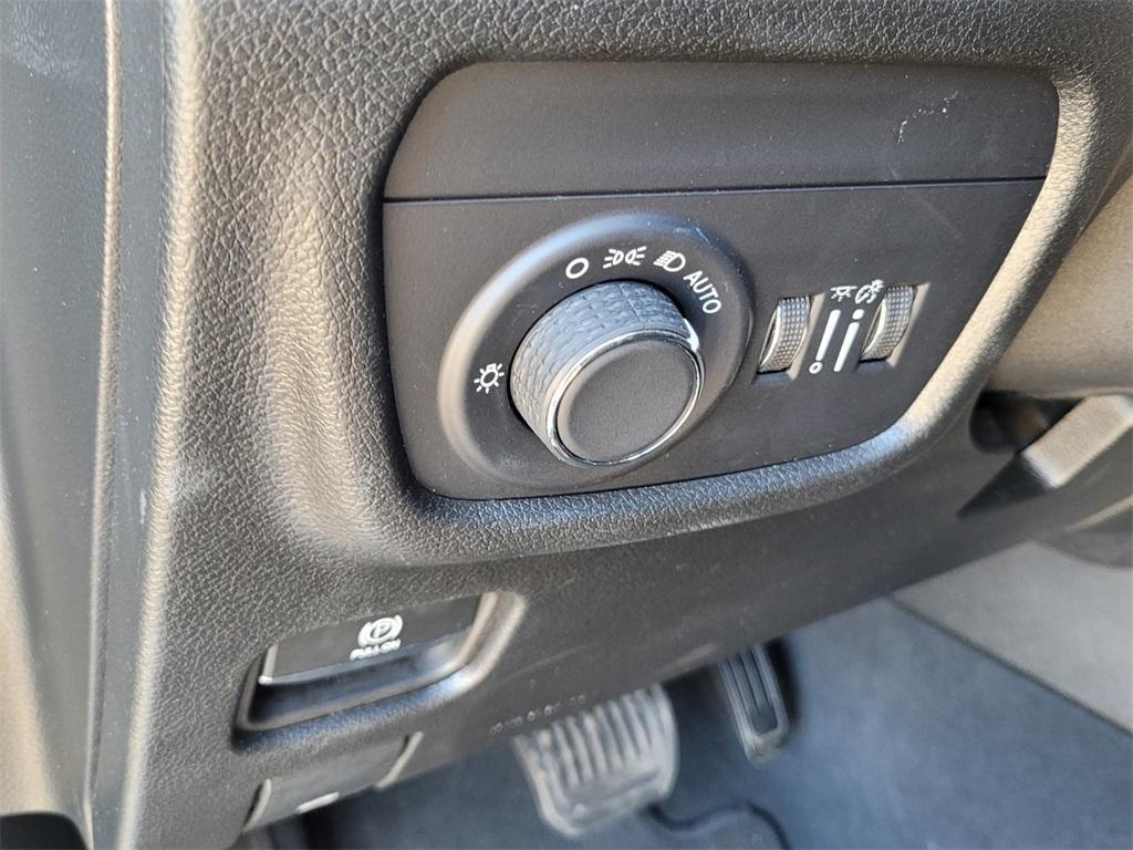 used 2023 Jeep Grand Cherokee L car, priced at $30,891