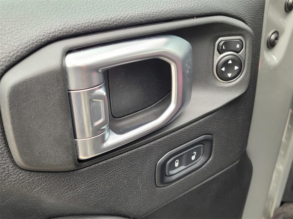 used 2023 Jeep Gladiator car, priced at $30,981