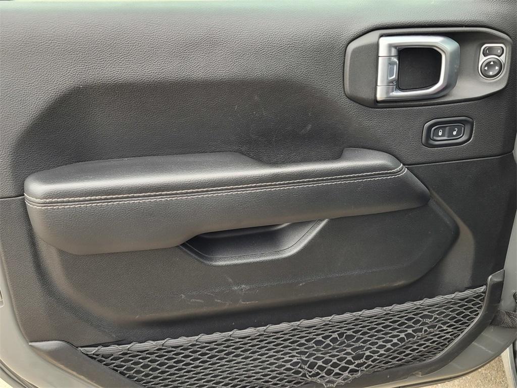 used 2023 Jeep Gladiator car, priced at $30,981