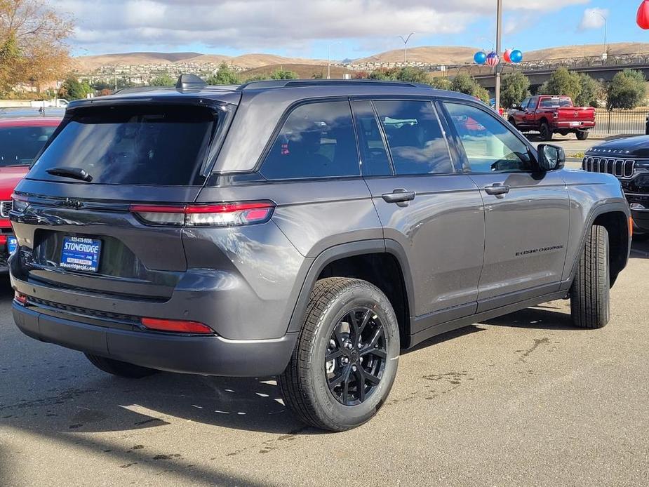 new 2025 Jeep Grand Cherokee car