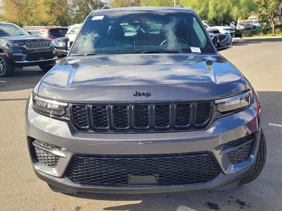 new 2025 Jeep Grand Cherokee car