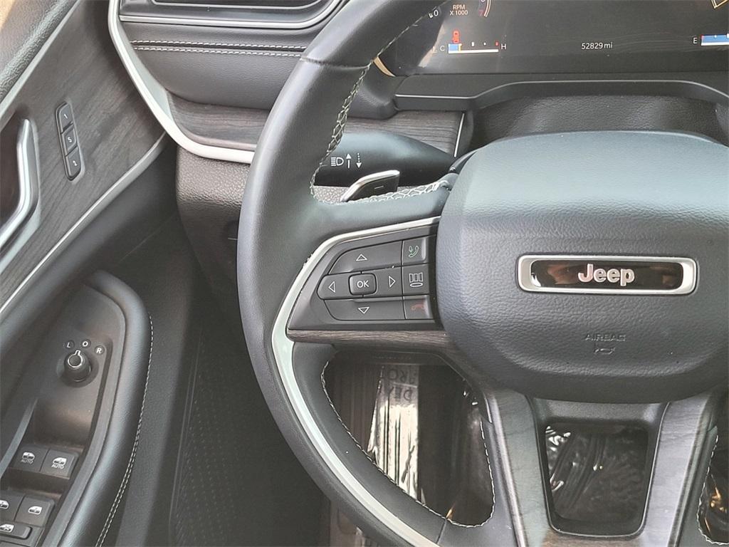 used 2023 Jeep Grand Cherokee car, priced at $29,649