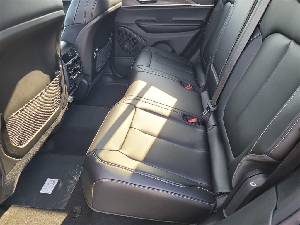 new 2025 Jeep Grand Cherokee car, priced at $53,730