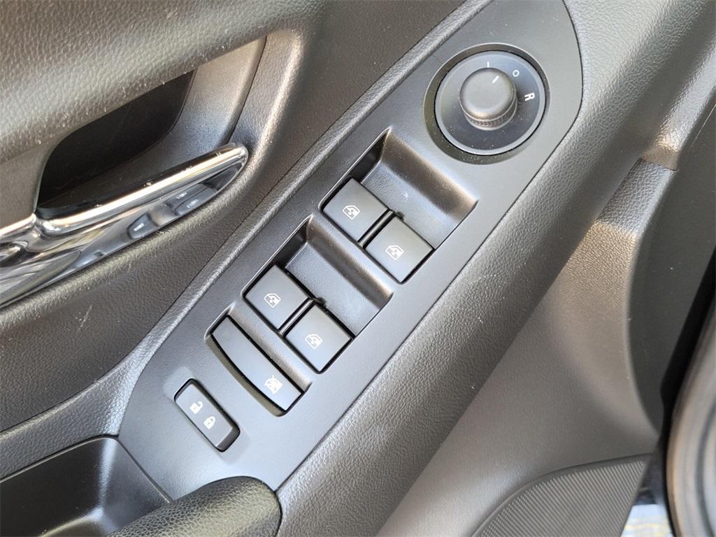 used 2022 Chevrolet Trax car, priced at $20,988