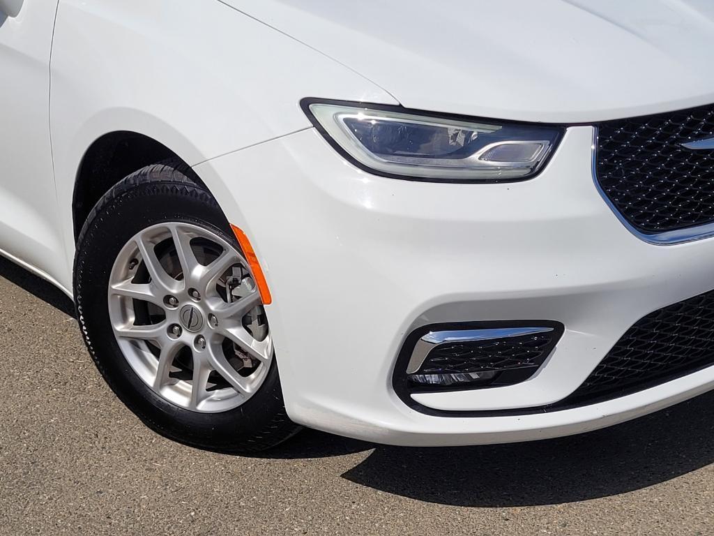 used 2022 Chrysler Pacifica car, priced at $21,969