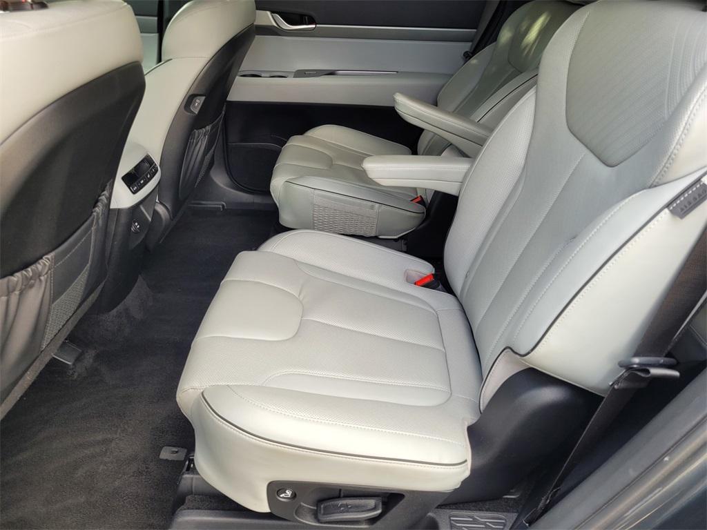used 2024 Hyundai Palisade car, priced at $33,800