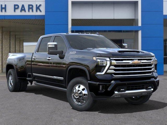 new 2025 Chevrolet Silverado 3500 car, priced at $92,225