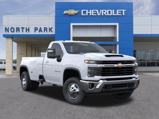 new 2025 Chevrolet Silverado 3500 car, priced at $61,776