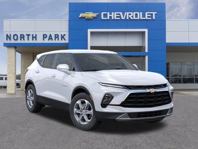 new 2025 Chevrolet Blazer car, priced at $34,587