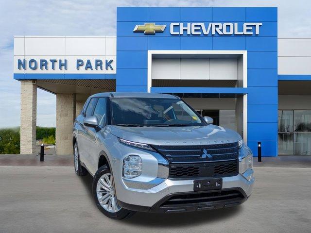 used 2024 Mitsubishi Outlander car, priced at $24,433