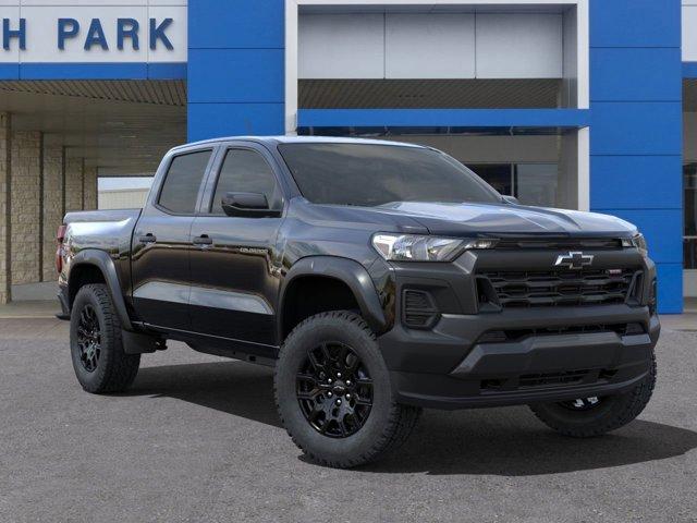 new 2024 Chevrolet Colorado car, priced at $38,115