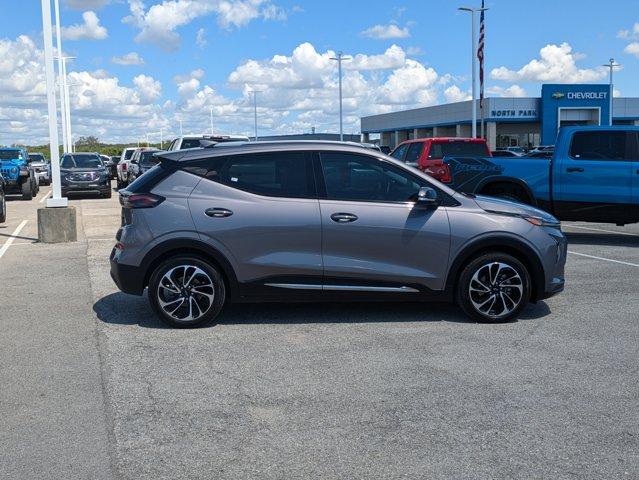 used 2023 Chevrolet Bolt EUV car, priced at $27,110