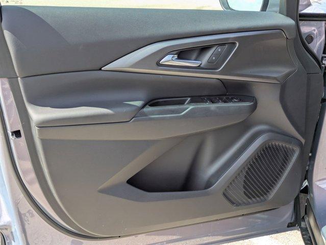 used 2025 Chevrolet Equinox EV car, priced at $27,798