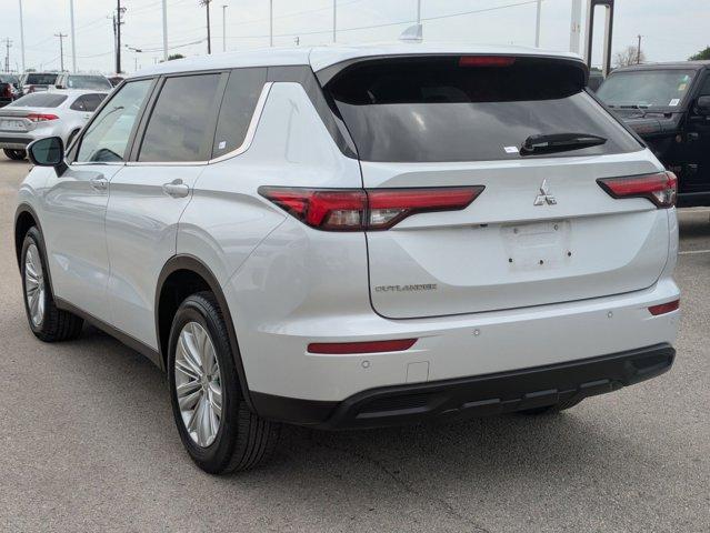 used 2022 Mitsubishi Outlander car, priced at $19,588