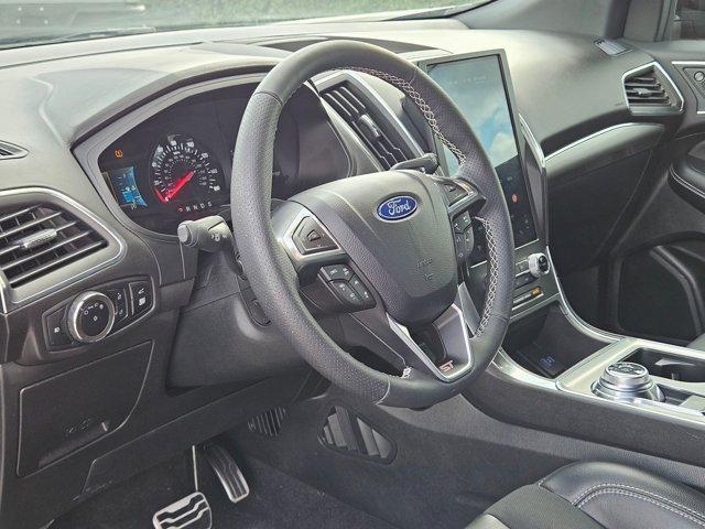 used 2024 Ford Edge car, priced at $43,216