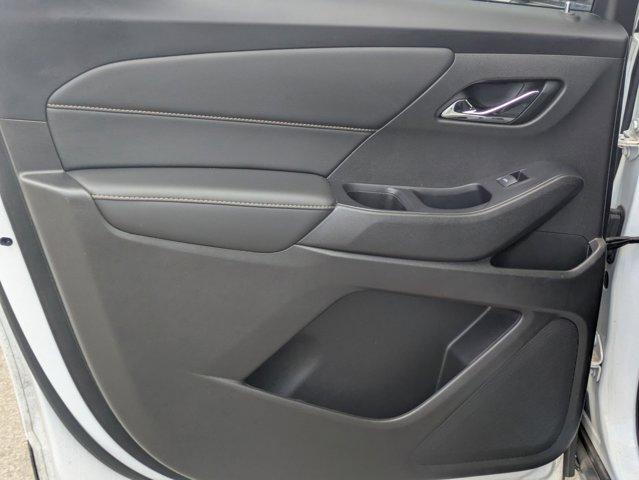 used 2021 Chevrolet Traverse car, priced at $25,186