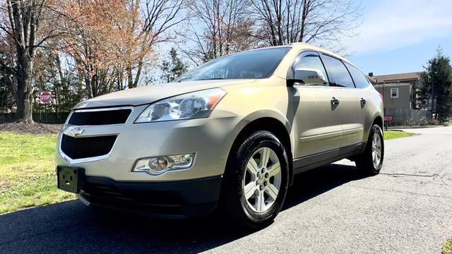 used 2011 Chevrolet Traverse car, priced at $6,995