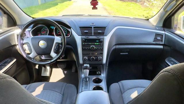 used 2011 Chevrolet Traverse car, priced at $6,995