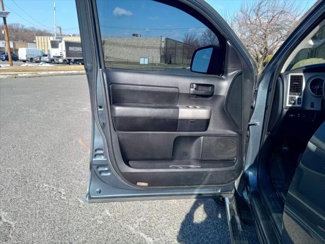 used 2007 Toyota Tundra car, priced at $11,995