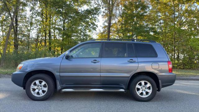 used 2003 Toyota Highlander car, priced at $7,495