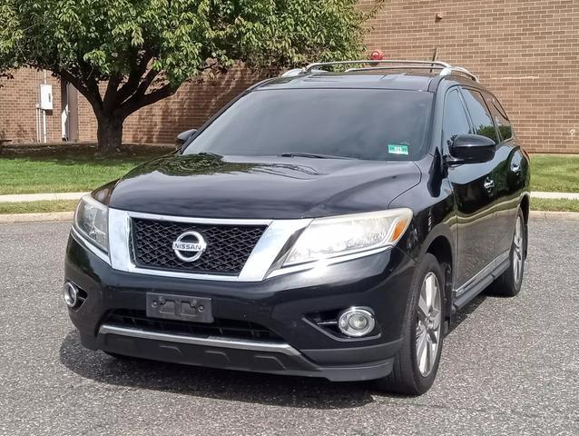 used 2014 Nissan Pathfinder car, priced at $9,995