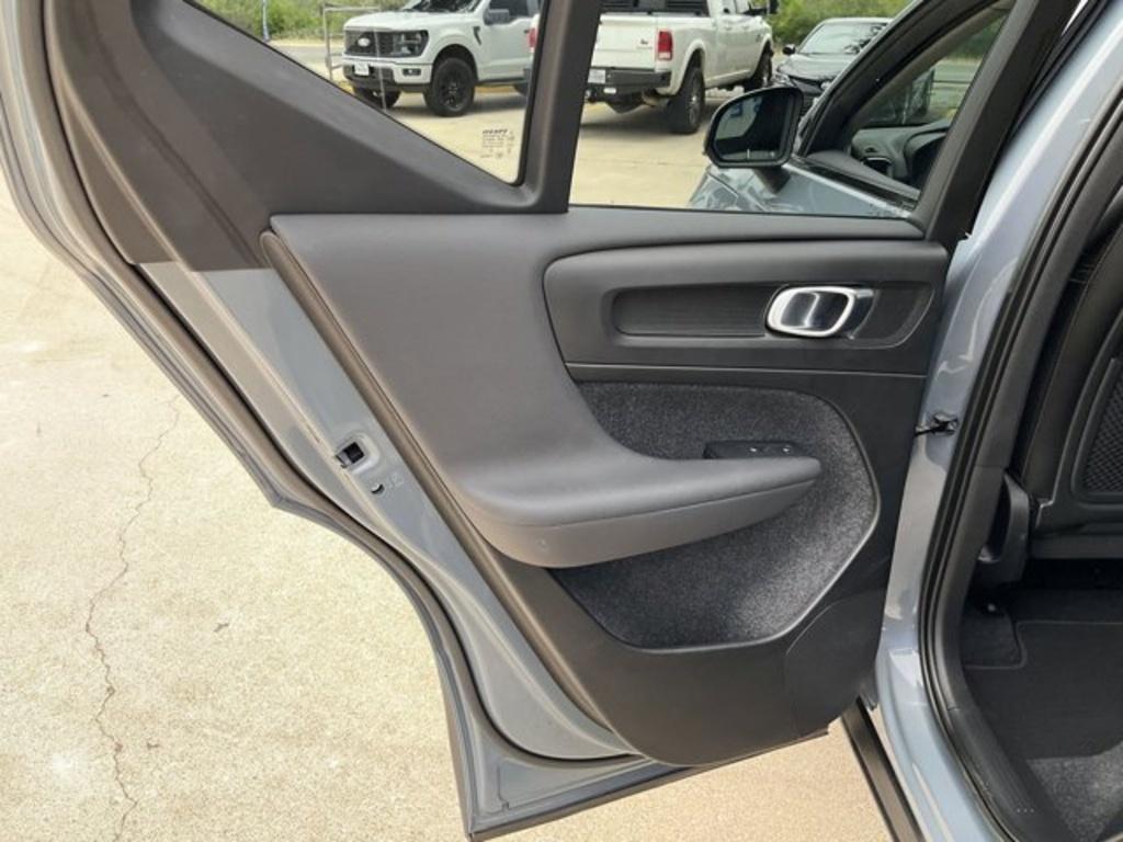 used 2023 Volvo XC40 car, priced at $32,550