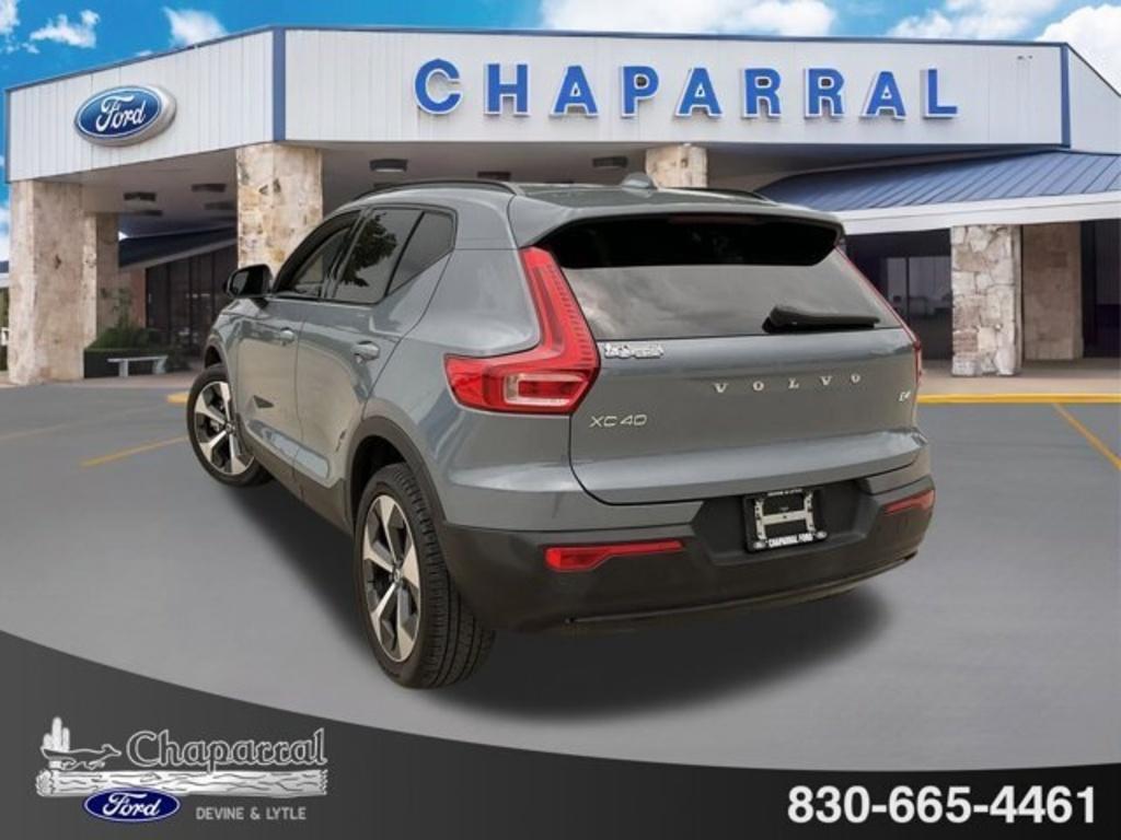 used 2023 Volvo XC40 car, priced at $32,550