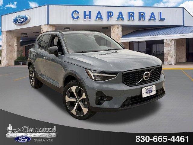 used 2023 Volvo XC40 car, priced at $29,768