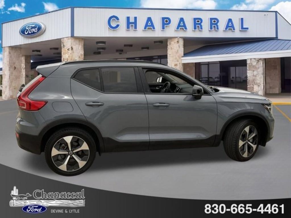 used 2023 Volvo XC40 car, priced at $32,550