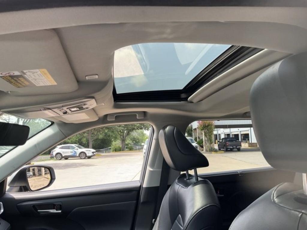 used 2023 Toyota Highlander car, priced at $34,325