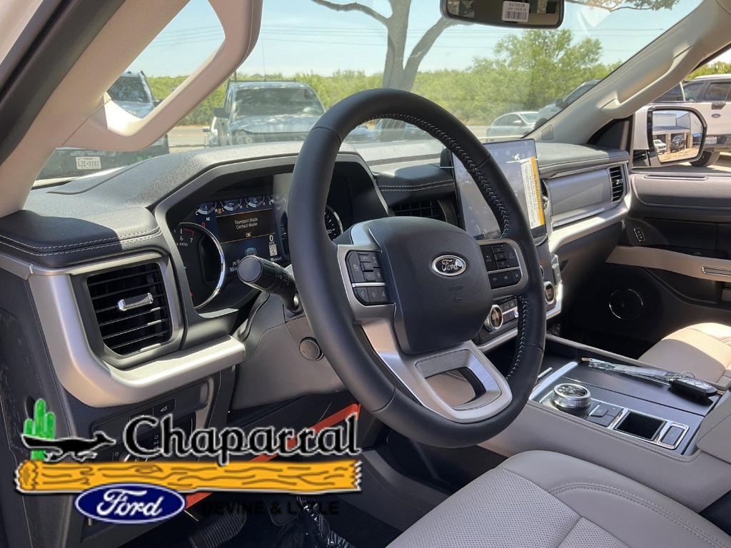 new 2024 Ford Expedition Max car, priced at $62,848