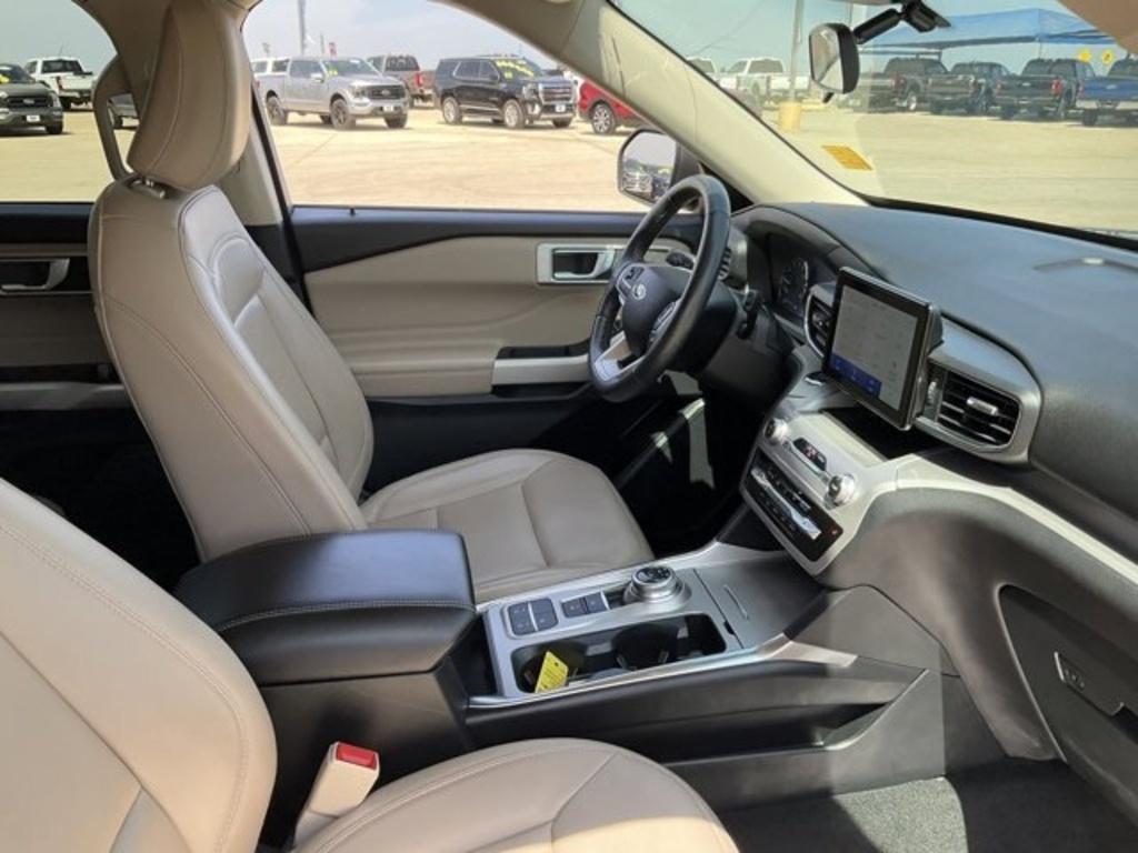 used 2022 Ford Explorer car, priced at $26,998