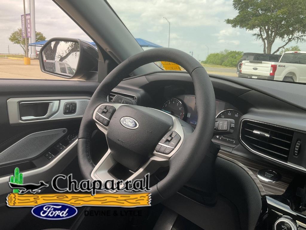 new 2024 Ford Explorer car, priced at $46,886