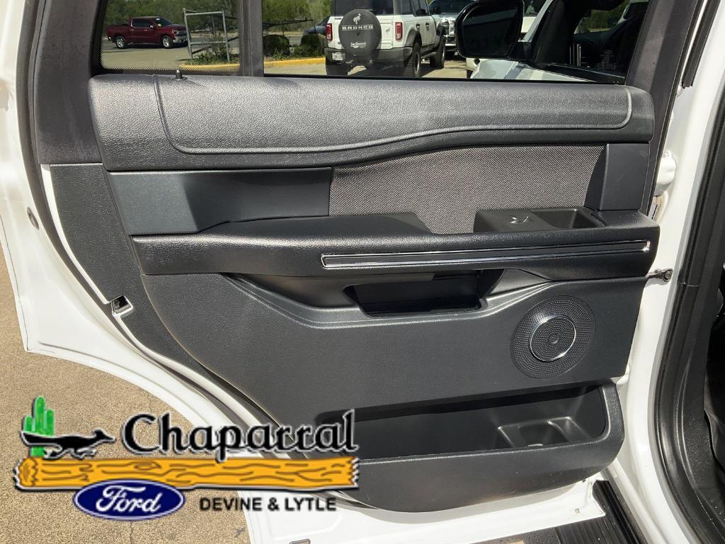 used 2021 Ford Expedition car, priced at $35,500