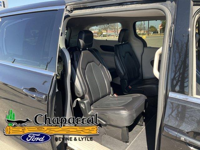 used 2022 Chrysler Pacifica car, priced at $20,550
