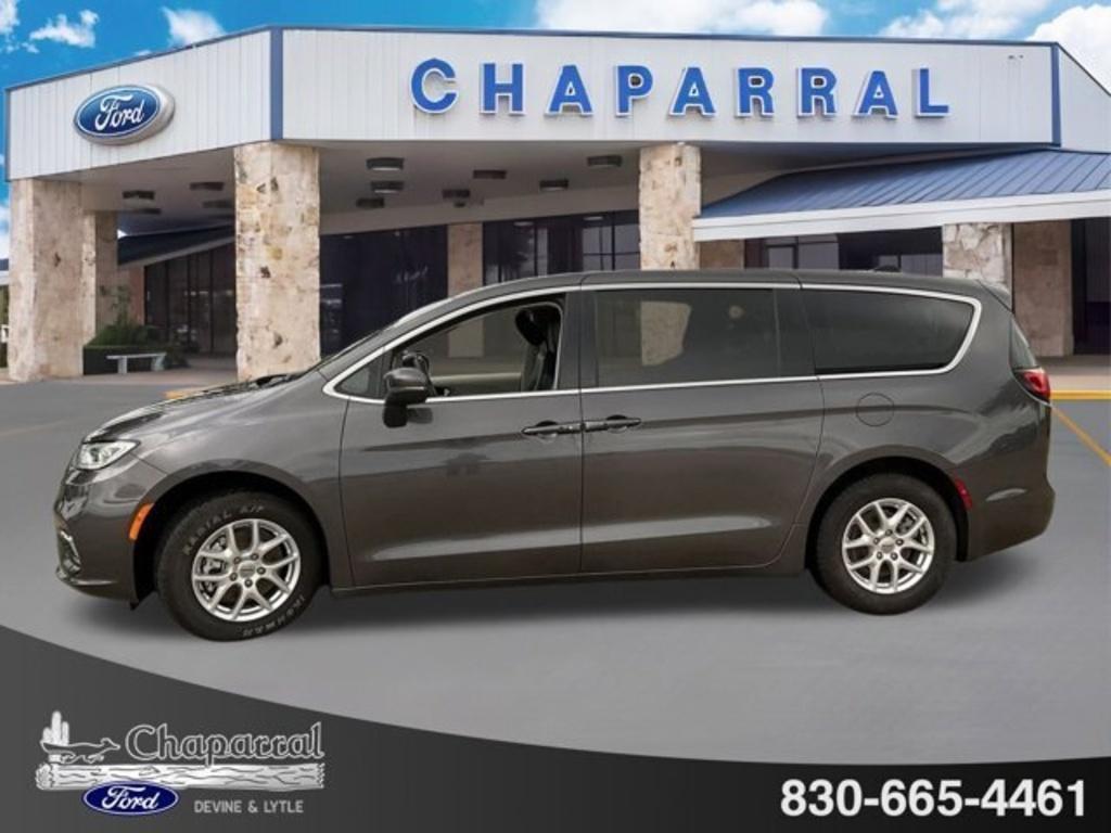 used 2023 Chrysler Pacifica car, priced at $25,775