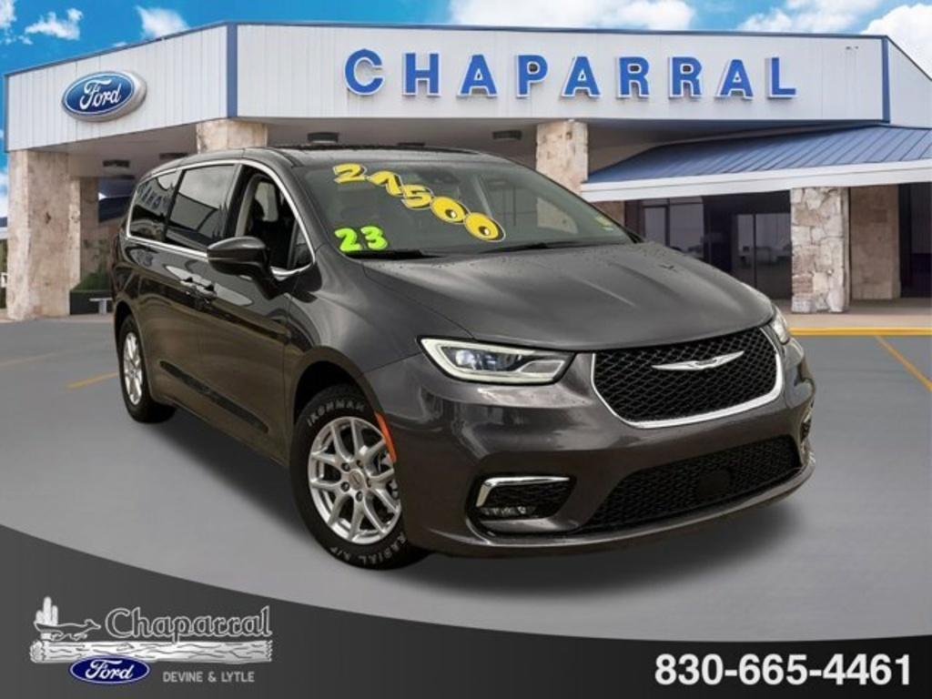 used 2023 Chrysler Pacifica car, priced at $25,981