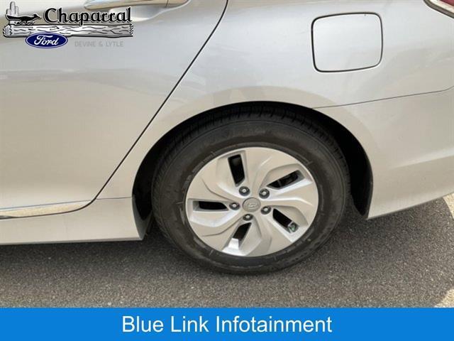 used 2015 Hyundai Sonata Hybrid car, priced at $11,996