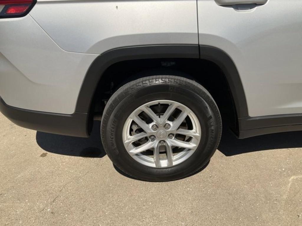 used 2023 Jeep Grand Cherokee L car, priced at $28,445