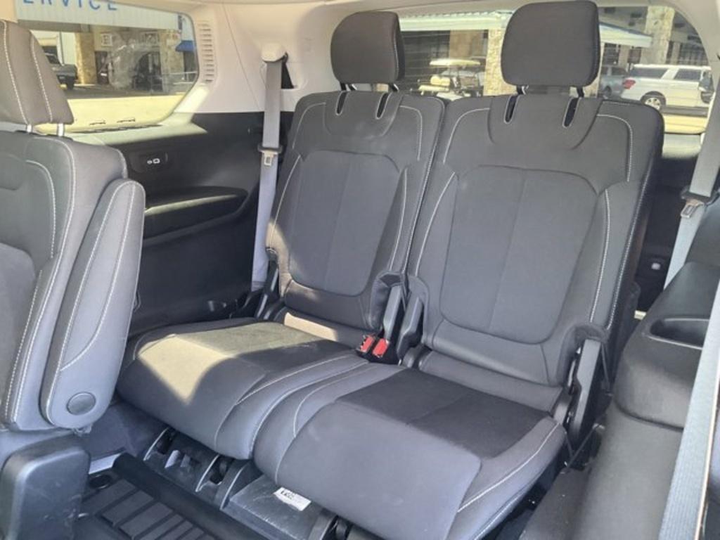 used 2023 Jeep Grand Cherokee L car, priced at $28,445