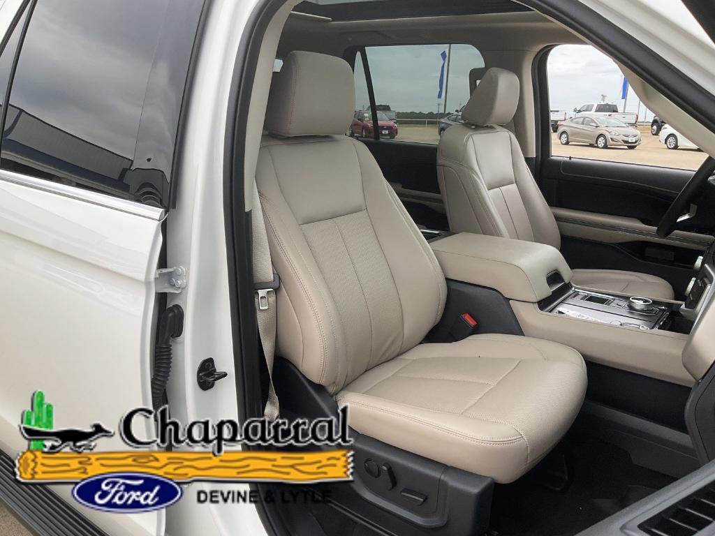 new 2024 Ford Expedition Max car, priced at $62,665