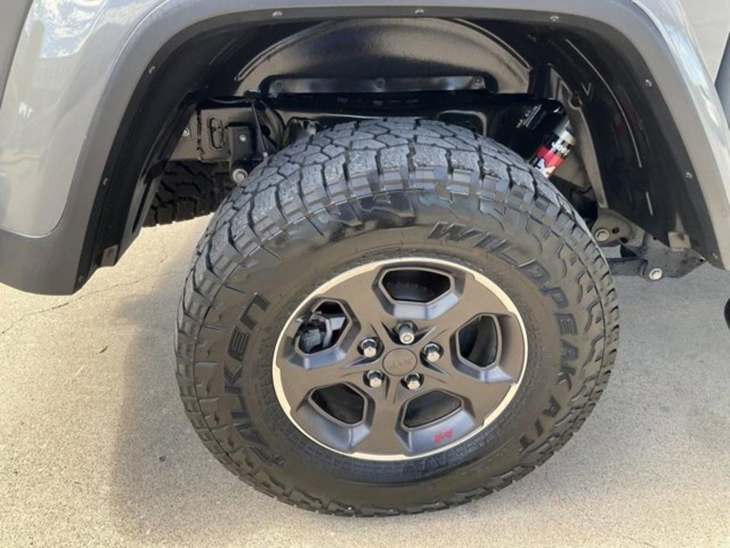 used 2020 Jeep Gladiator car, priced at $33,985