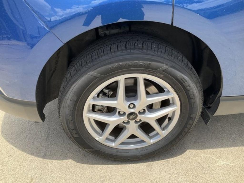 used 2024 Ford Edge car, priced at $26,550