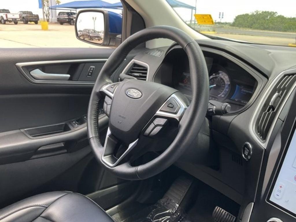 used 2024 Ford Edge car, priced at $26,550
